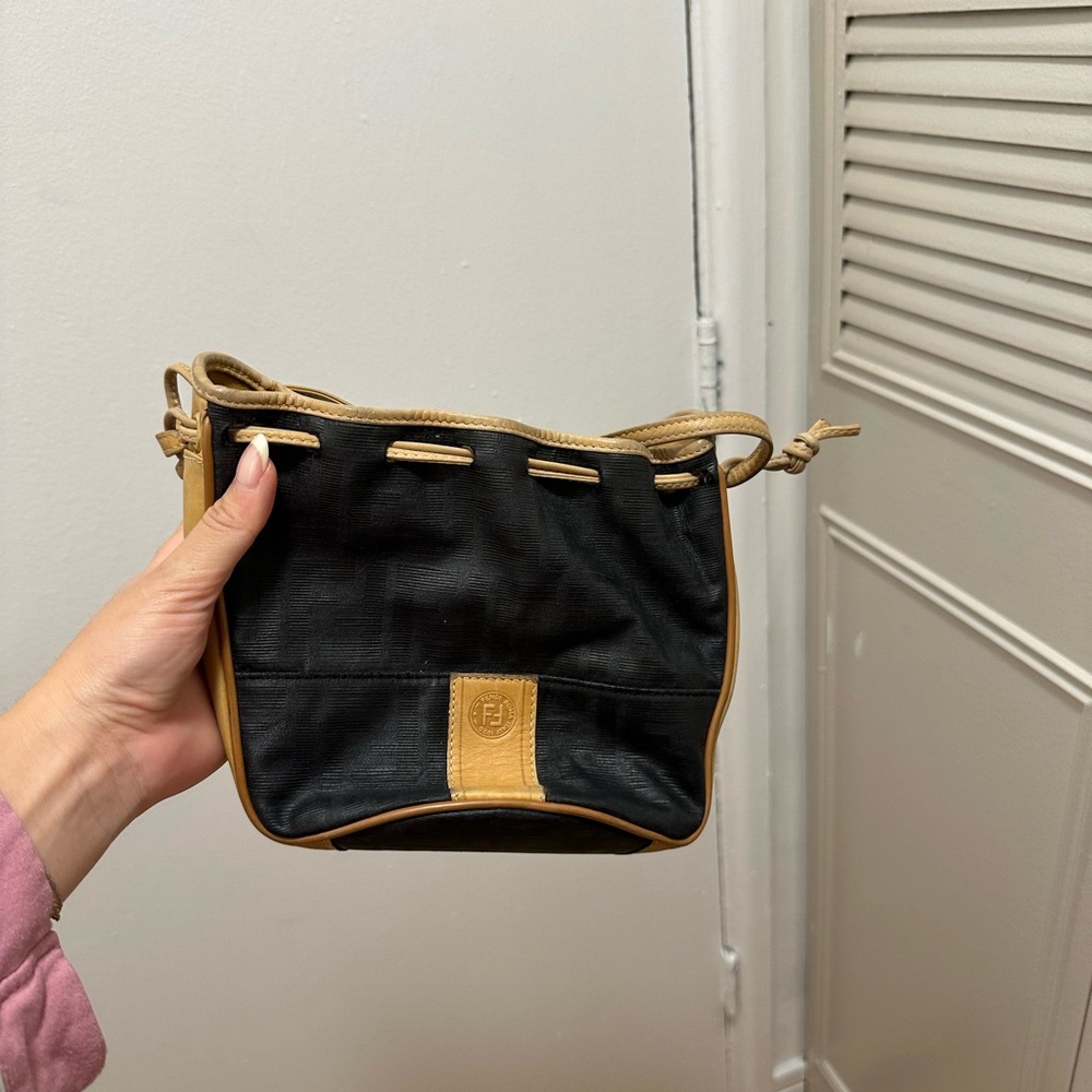 Vintage Stylish Fendi Black and Tan Women's Bucket Bag